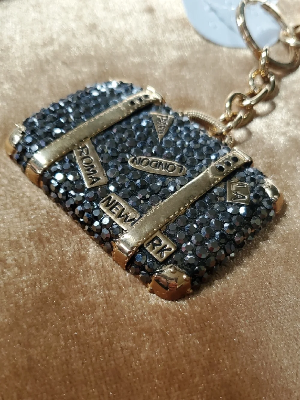ALDO Gold and Black Crystal Travel Suitcase Keychain - Picture 6 of 7